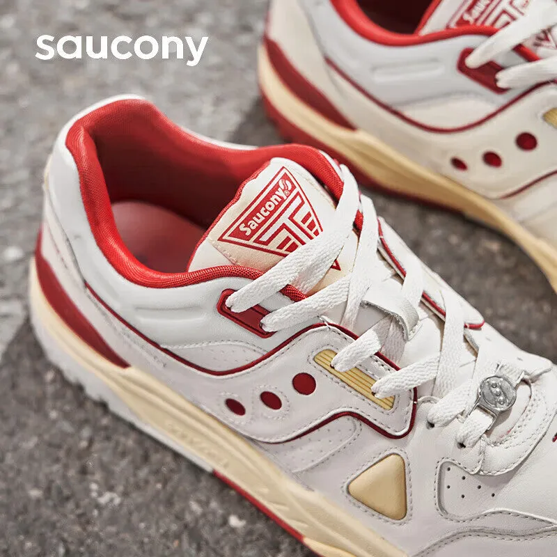 Unisex Stylish Saucony Cross 90 PRM Sneakers for Sports & Leisure - Beige/Red