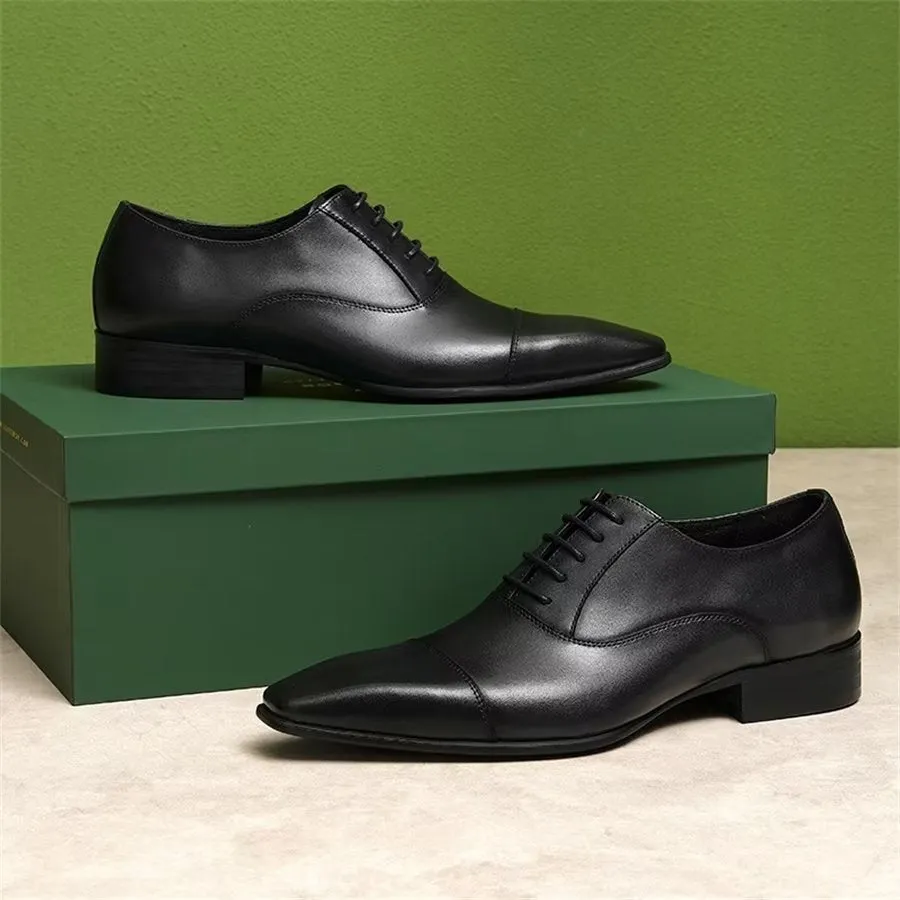 Elegant Carved British Leather Corporate Shoes