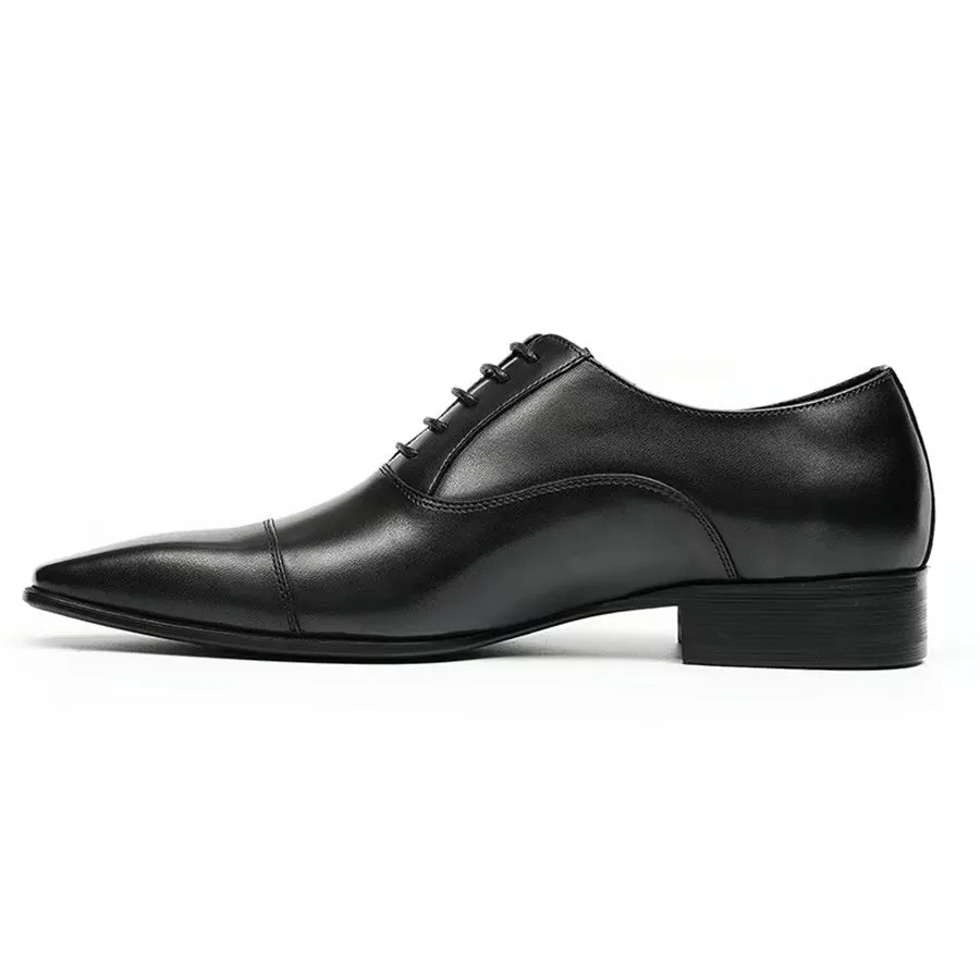 Elegant Carved British Leather Corporate Shoes