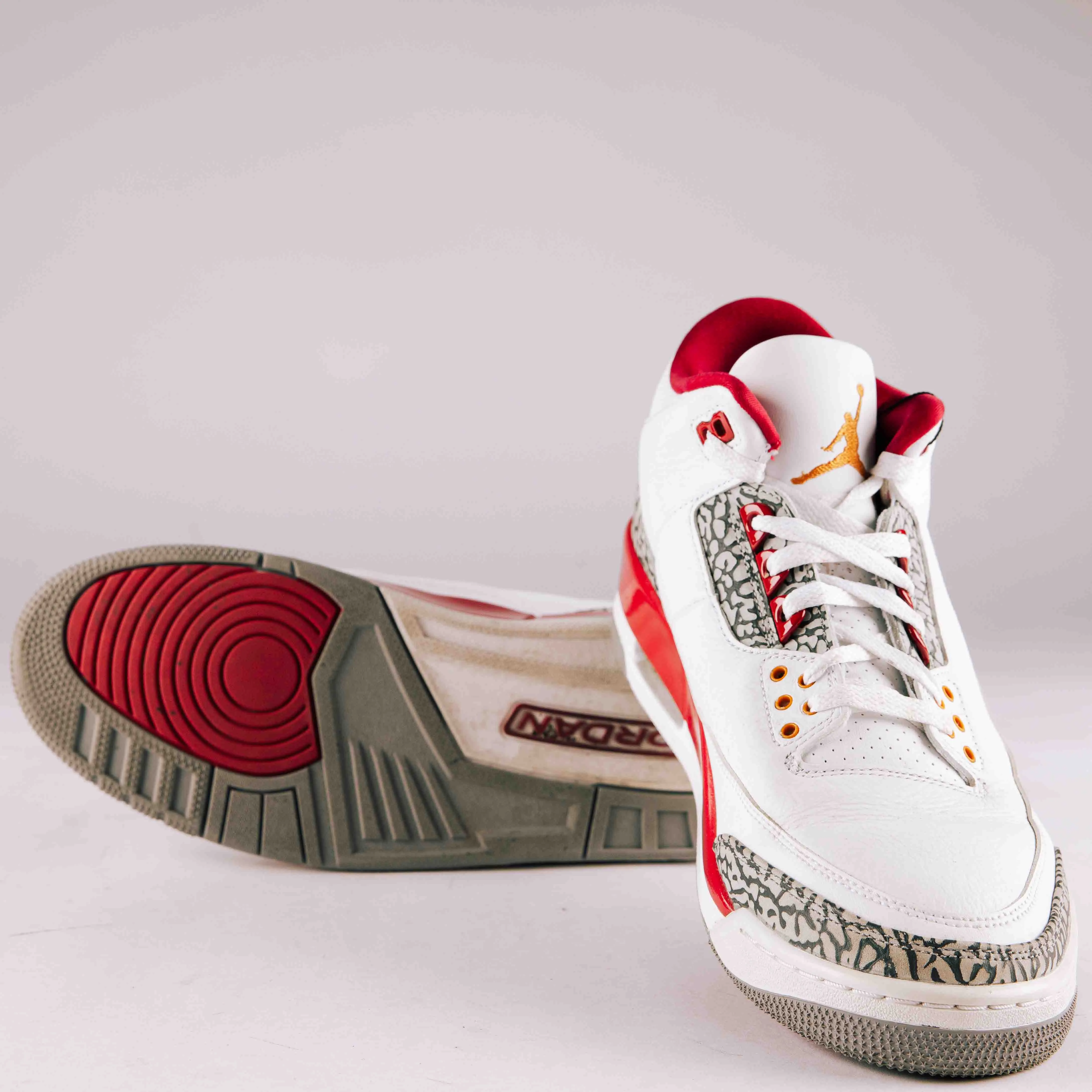 Jordan 3 Retro Cardinal Red - Used - 0216