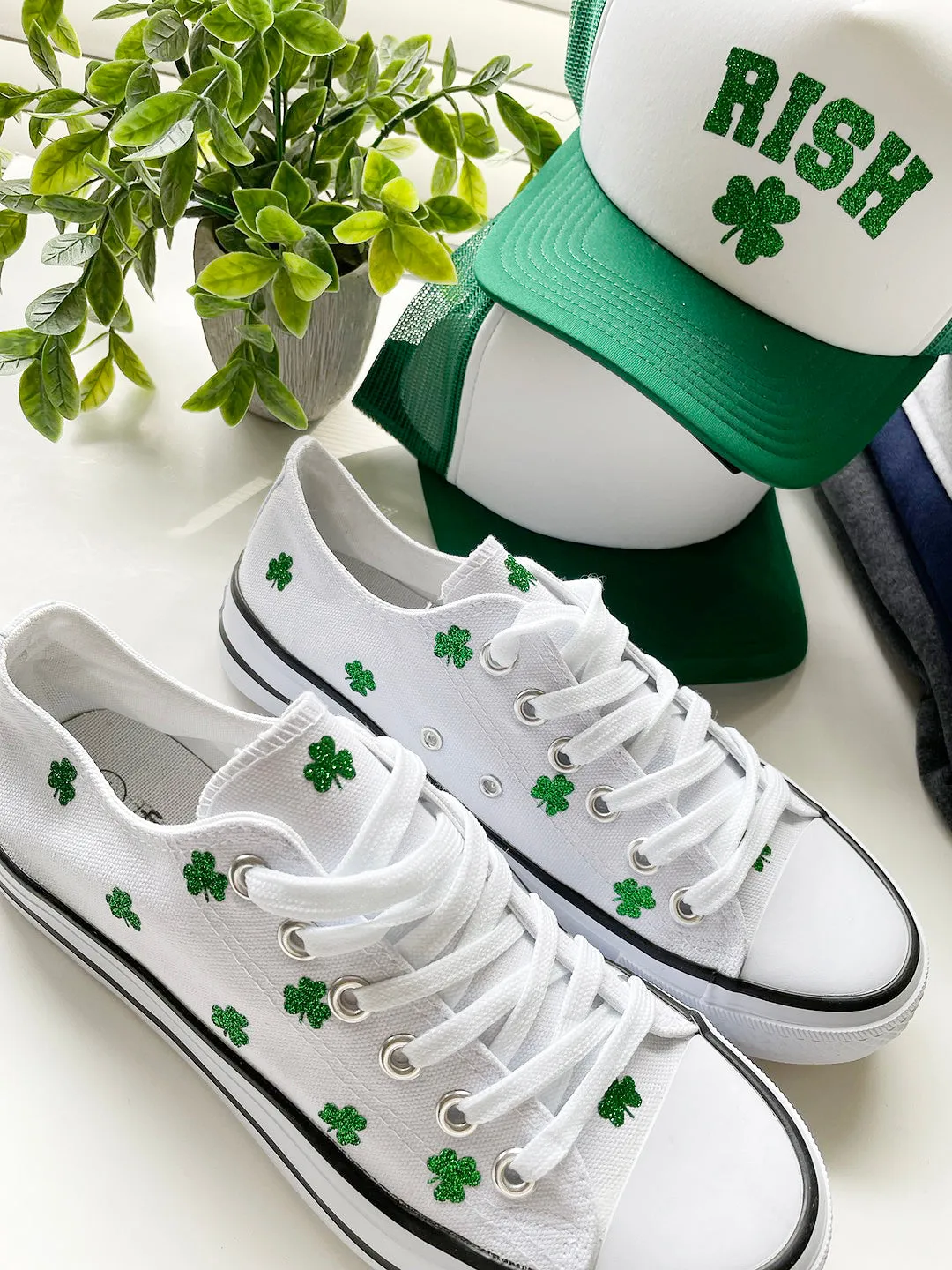 St. Patricks day shoes , glitter shamrock shoes - irish shoes - St. Patricks day shoes