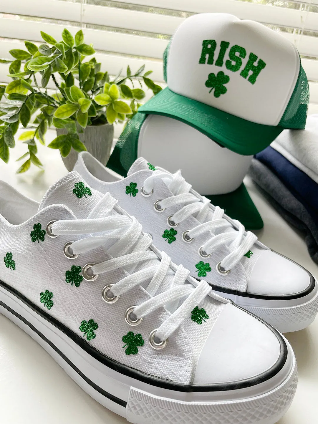 St. Patricks day shoes , glitter shamrock shoes - irish shoes - St. Patricks day shoes