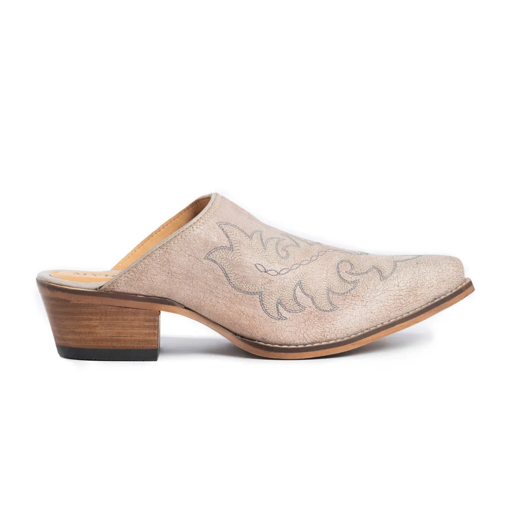 Ximena Ranch Mules in Ivory